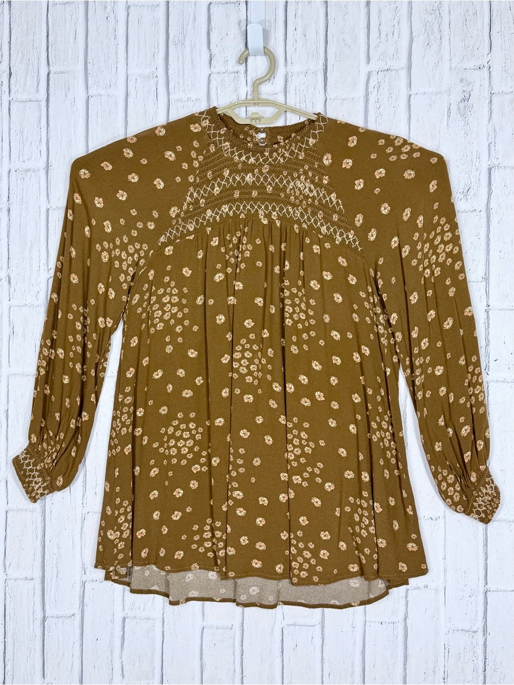 🌼 Free People Flowers In Her Hair Smocked Floral Tunic Top Brown Medium - Picture 2 of 6